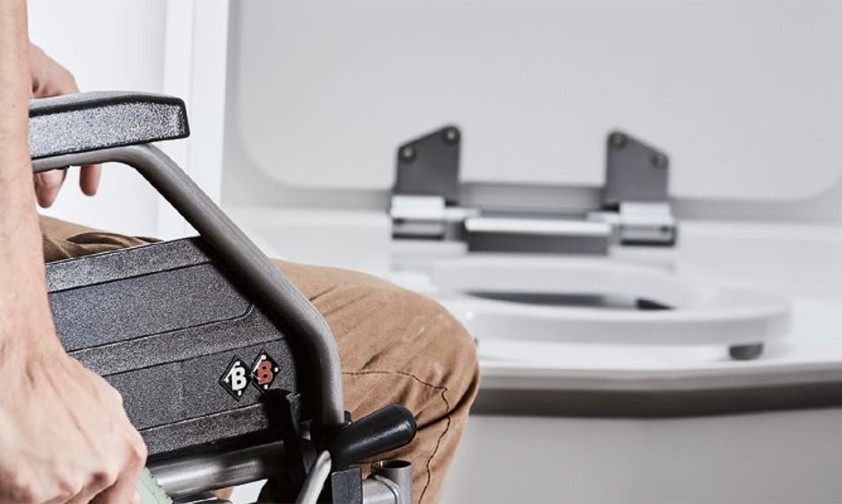 Bordtoilette von FACC: «Gewinn an Privatsphäre und Würde.»