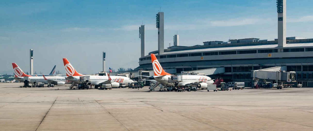 Flugzeuge am Flughafen Rio de Janeiro–Antônio Carlos Jobim: Neue Strommasten haben Auswirkungen auf den Luftverkehr.