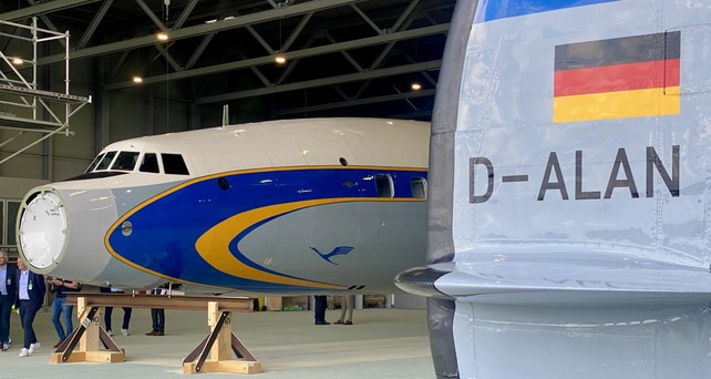 lufthansa super star lackierung 09