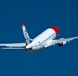 Norwegian-Flieger: Die Airline promotet neu mit Emojis.