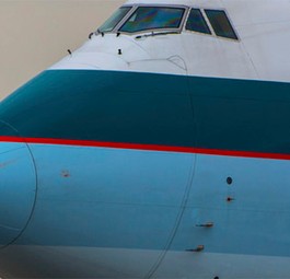 Die Spitze einer getroffenen Boeing 747: Kräftiger Aufprall.