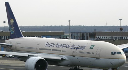 boeing 777 200 saudia fra hz akj