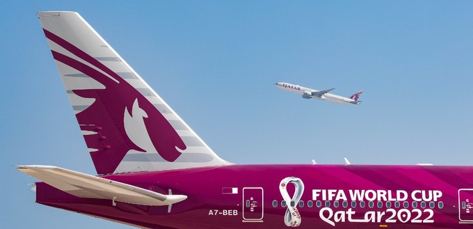 Auch weitere Flugzeuge von Qatar Airways sollen künftig eine solche Spezialbemalung erhalten.