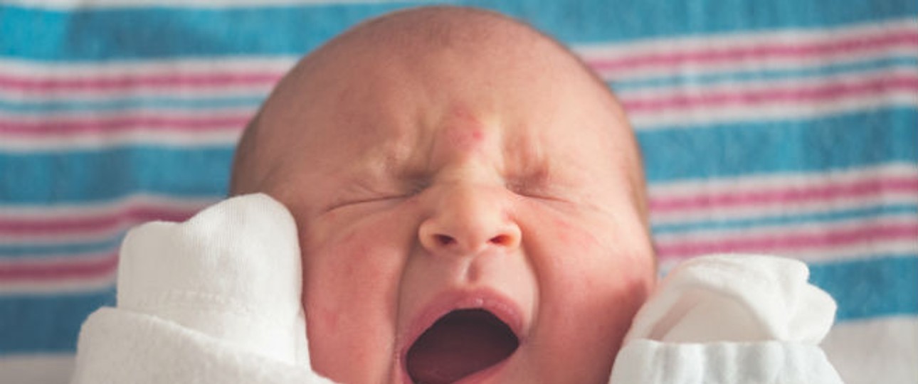 Baby (Archivbild): Bei Lufthansa kam eines an Bord zur Welt.