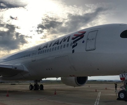 Airbus A350 von Latam: Die Airline sieht Licht am Ende des Tunnels.