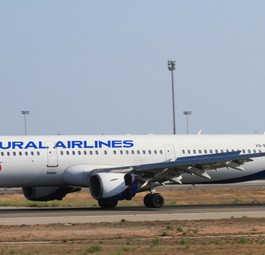 Airbus A321 von Ural Airlines, hier noch als VQ-BOB: Fliegt heute als RA-73793.