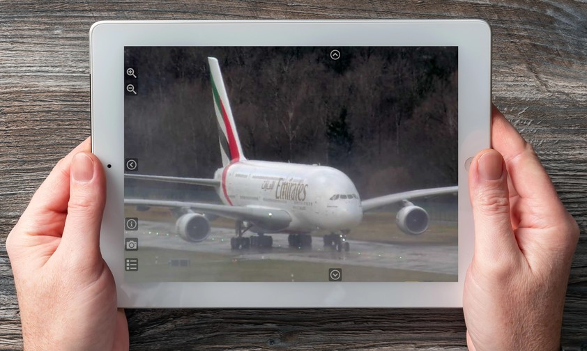 tablet webcam airbus a380 emirates zuerich