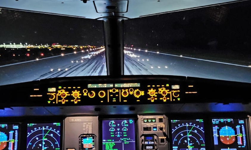 Flugzeug-Cockpit: Wer links sitzt, muss dafür auch qualifiziert sein.