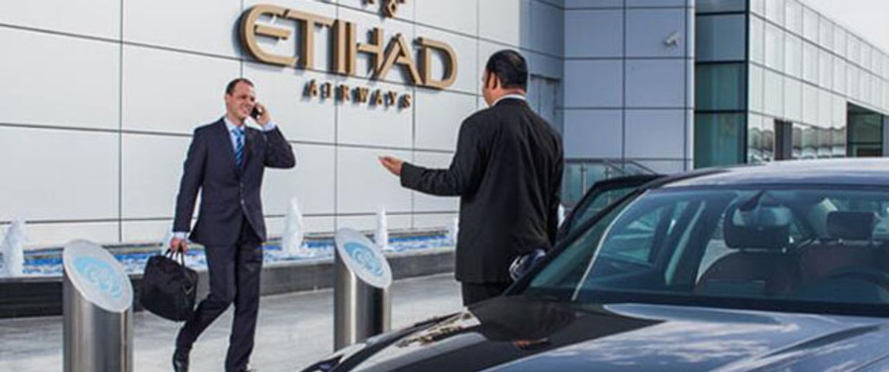 Der Chauffeur wartet: Künftig nur noch an einem Flughafen inbegriffen.