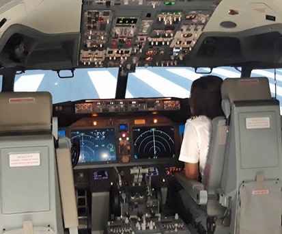 Boeing-737-Max-Simulator in Dublin: Ryanair setzt auf eigene Pilotinnen und Piloten.