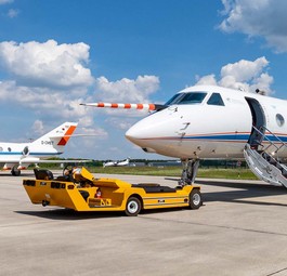 Forschungsflieger Falcon (links) und Halo: Forschungsflüge über Europa und Nordamerika.