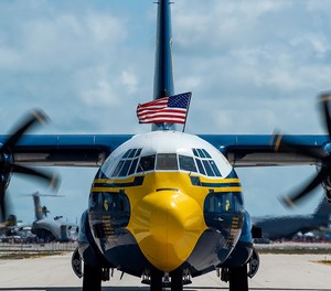 Die Hercules C-130J Fat Albert: Das Flugzeug muss im Winter nach England.