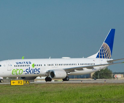 Boeing 737 mit «Eco Skies»-Bemalung: United will Emissionen senken.