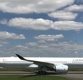 Airbus A350-1000: 73,8 Meter lang und ganz schön kraftvoll.