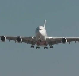 A380 im Anflug auf El Prat: Ein besonderes Ereignis.