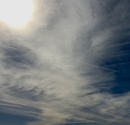 Himmel: Der Luftverkehr als Verursacher von CO<sub>2 </sub>sollte besteuert werden.