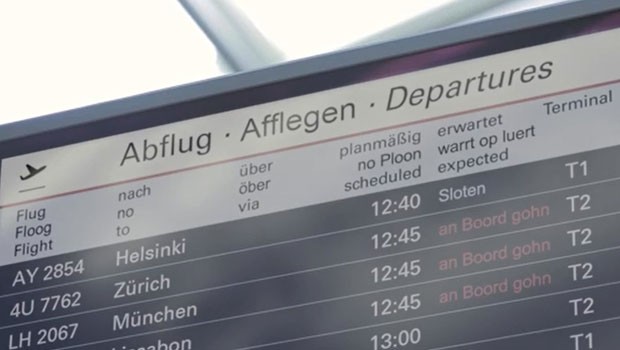 Unter dem Motto «Airport Hamburg snakt Platt» führt der Flughafen Plattdeutsch als offizielle Sprache ein. Sämtliche Anzeigetafeln würden um die Variante Plattdeutsch erweitert und es gibt verpflichtende Platt-Schulungen für alle Mitarbeiter im Service.