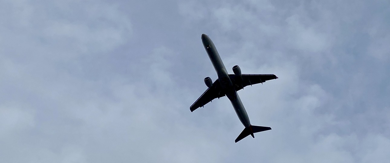 Flugzeug: Die Branche ist international - und auch auf diese Internationalität angewiesen.