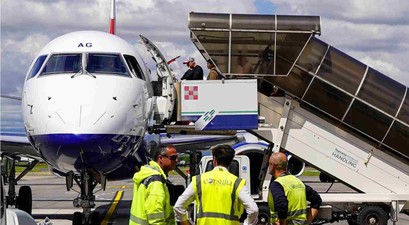 E190 von British Airways am Flughafen Florenz: Wegen der hohen Temperaturen mussten Mitte August 20 Reisende in Florenz blieben.