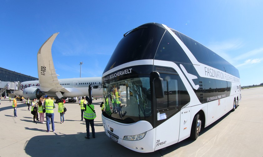Dreamliner von Qatar Airways: Kann man am Flughafen Wien auch ohne Flugticket besuchen.