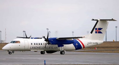 de havilland canada dash  8 300 islaendische kuestenwache 01