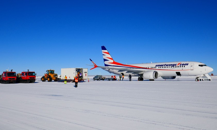 Premiere: Erstmals landete eine Boeing 737 Max in der Antarktis.