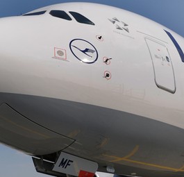 A380 von Lufthansa (Symbolbild): Ein großes Flugzeug braucht viel Platz.