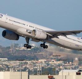 757-300: Langes Flugzeug.