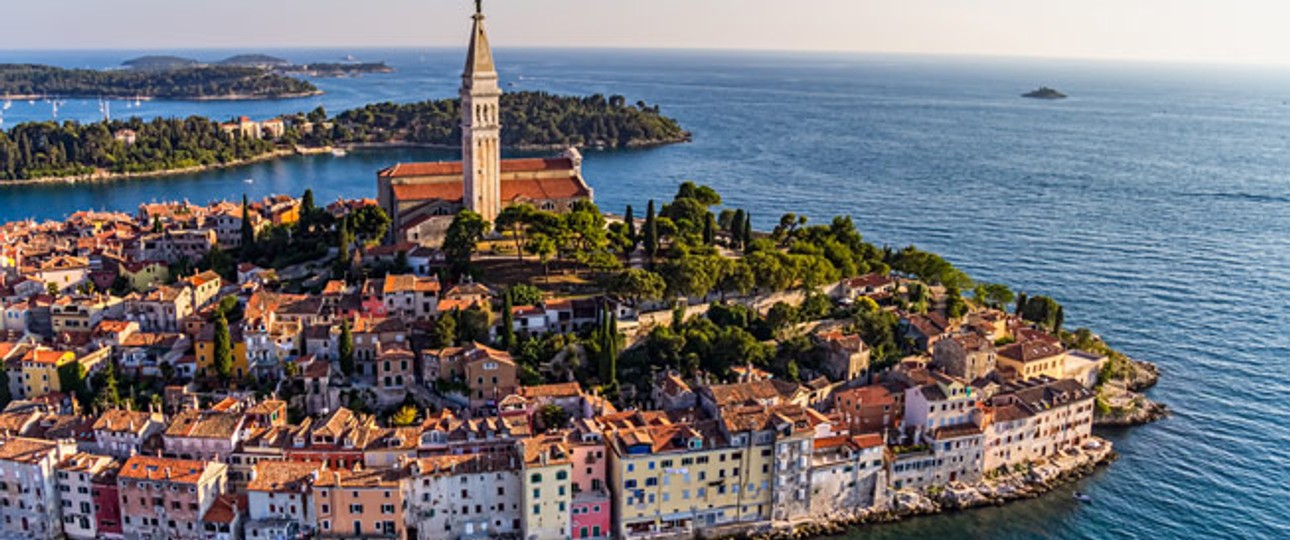 Blick aus der Luft auf die kroatische Stadt Rovinj: Das Land hat Ärger mit der EU.