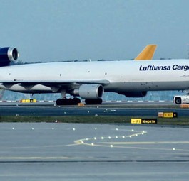 McDonnell Douglas MD-11 von Lufthansa Cargo: Ziemliche Probleme in Shanghai.