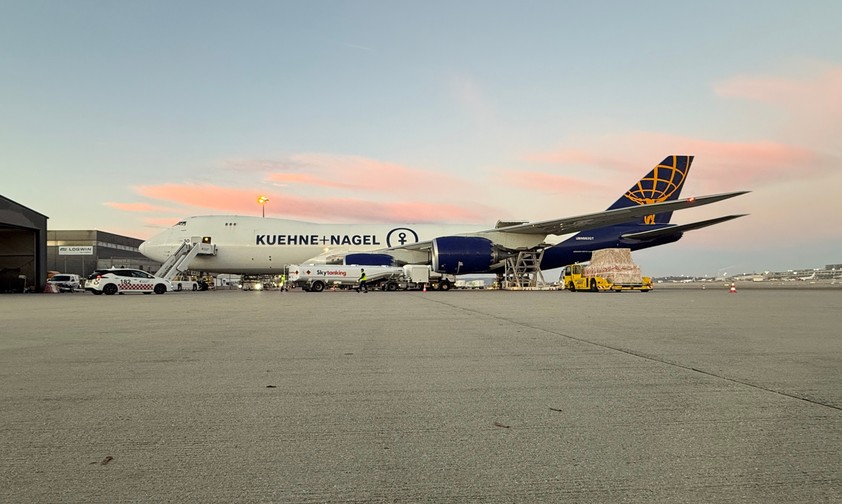 Die Boeing 747-8 F von Atlas Air in Stuttgart: Künftig fliegt sie nach Frankfurt.