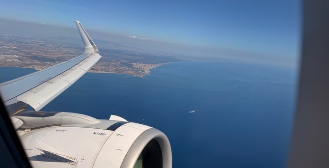 Blick aus dem Airbus A321 LR von ITA Airways: Einmaliges Angebot.