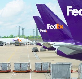 Flugzeuge von Fedex: Die Pilotinnen und Piloten warnen vor einer falschen Entwicklung bei dem Frachtriesen.