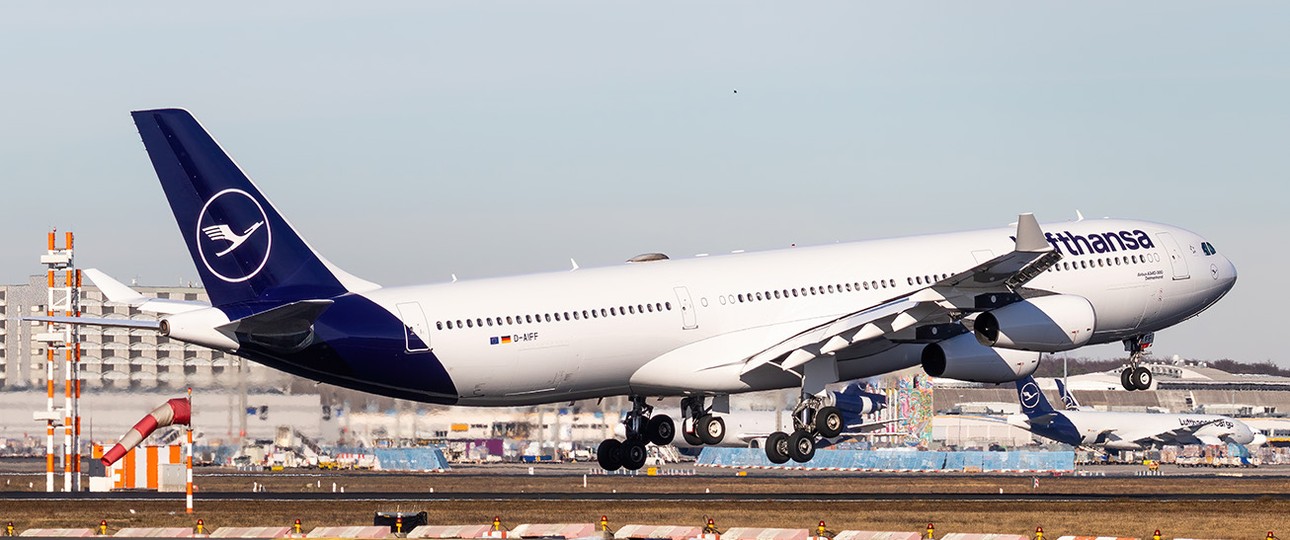 Lufthansa Airbus A340: Auf dem Weg nach Japan muss er mehr Zeit einplanen.