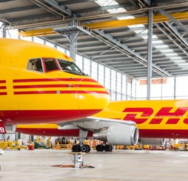 DHL-Hangar in Leipzig: Die betroffene 757 wird nun untersucht.
