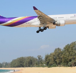 Ein Thai-Airways-Jet 2009: In diesem Jahr beginn der Vorsitzende einen Fehler.