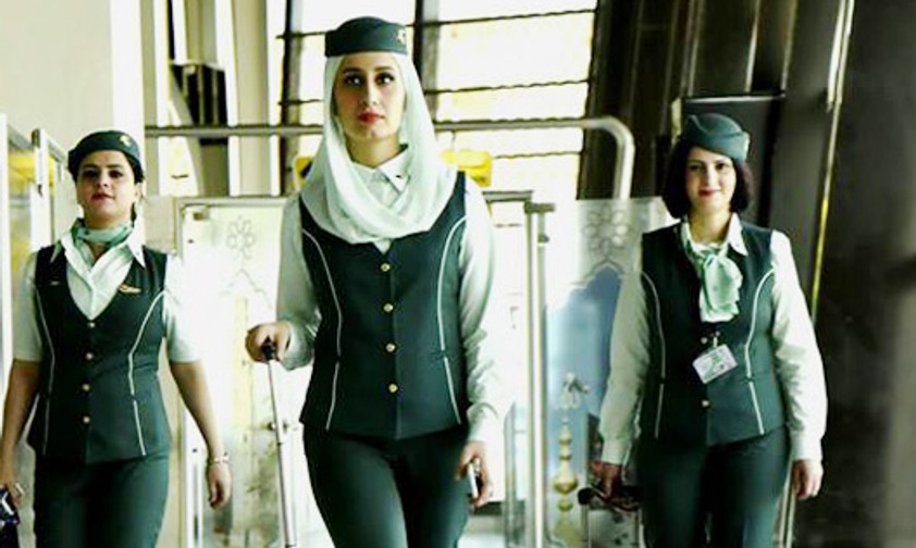 Flugbegleiterinnen von Iraqi Airways: Sie fliegen nun wieder nach London.
