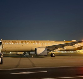 Airbus A321 LR von Etihad in Abu Dhabi: Die Flotte soll schnell wachsen.