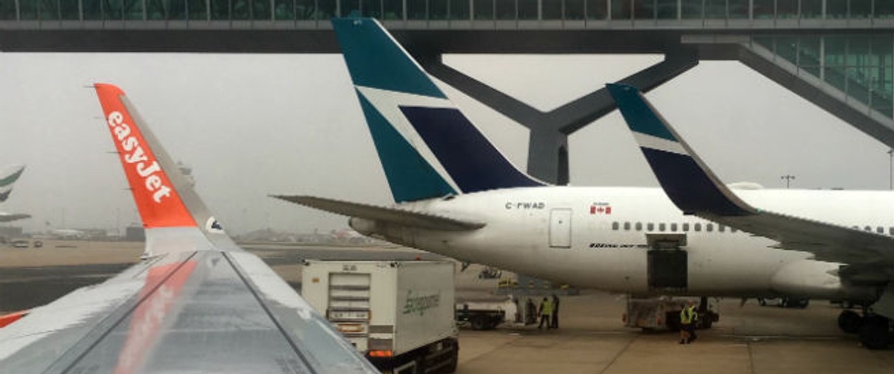 Flieger von Easyjet und Westjet in Gatwick: Die kanadische Airline gehörte zu dem ersten Partnern.