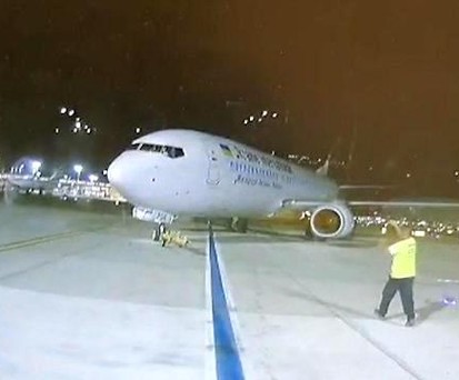Boeing 737 macht sich selbstständig