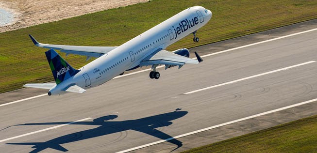 <strong>Rang 15: </strong>Jetblue - 39.021 Flüge im März und April.