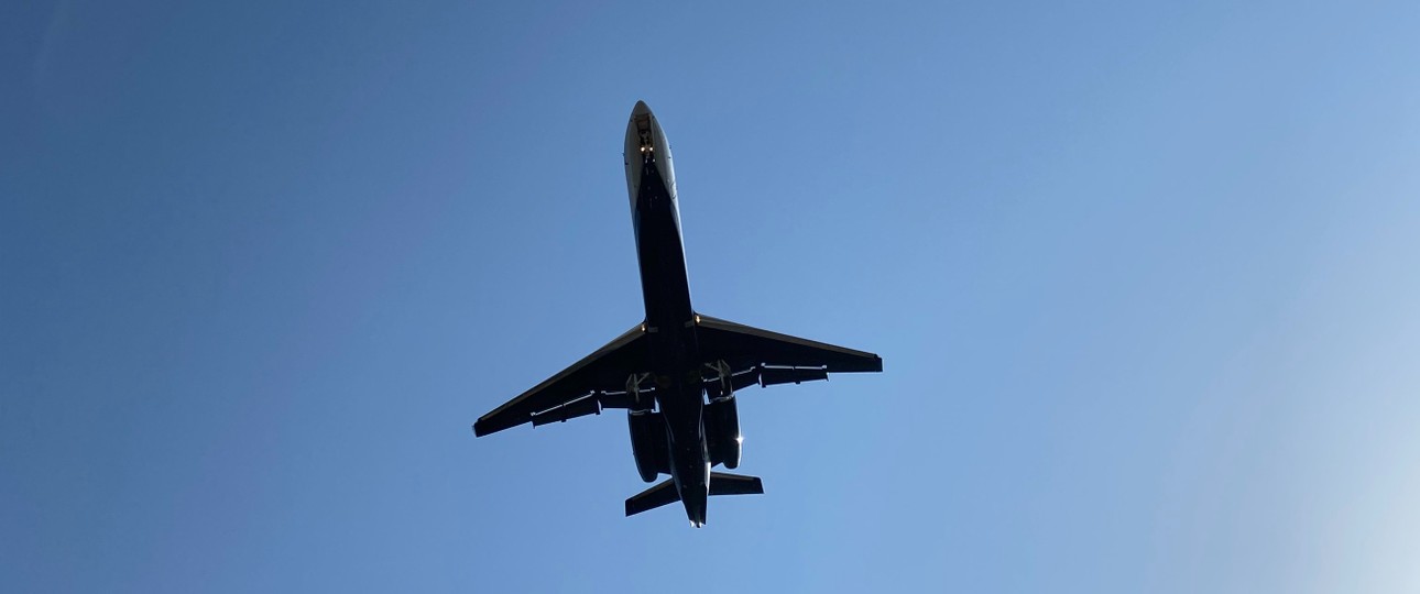 Businessjet im Landeanflug: Die Frage nach dem Betreiber ist nicht unwichtig.