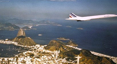 Eine Concorde von Air France über Rio de Janeiro: Am 21. Januar 1976 startete das Flugzeug in den Liniendienst.