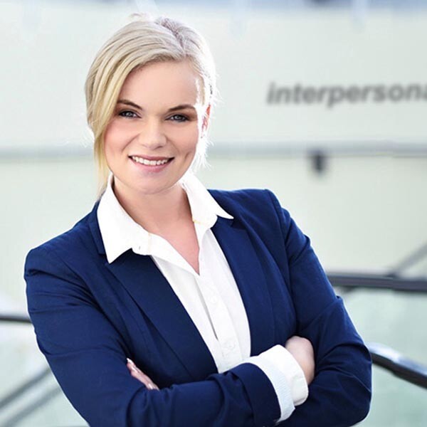 Das Team von interpersonal begleitet Airlines mit digitalem Bewerbermanagement und branchenspezifischem Know-how