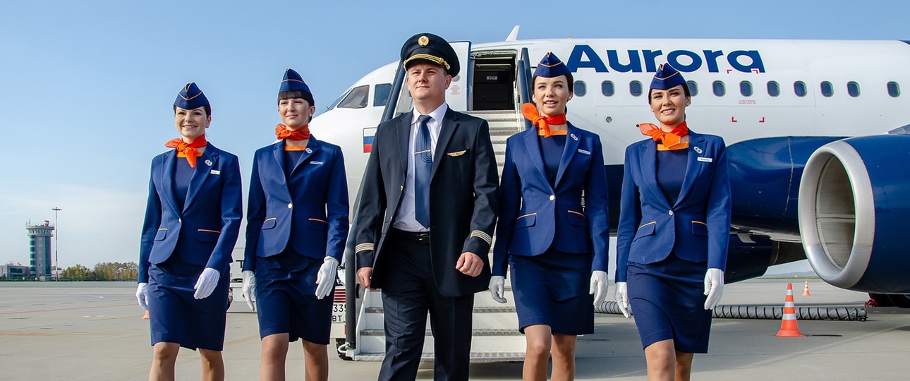 Crew von Aurora Airlines: Bisher hatte die Airline keine russischen Flieger in der Flotte.