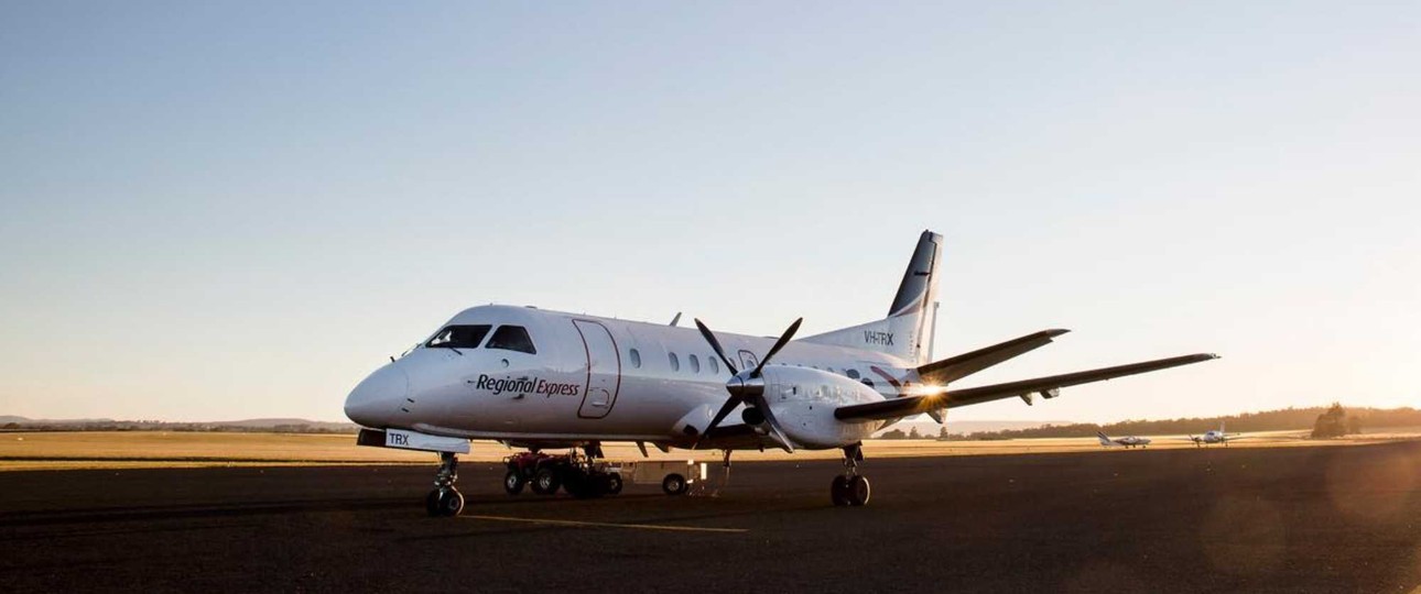 Eine Saab 340 von Rex Airlines: Die Regionalairline soll Flugzeuge nicht bezahlt haben.