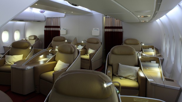 First Class von Air France: In keinen Superjumbo passen mehr Passagiere. Mit 538 Reisenden haben 131 mehr Platz als im A380 von Korean.