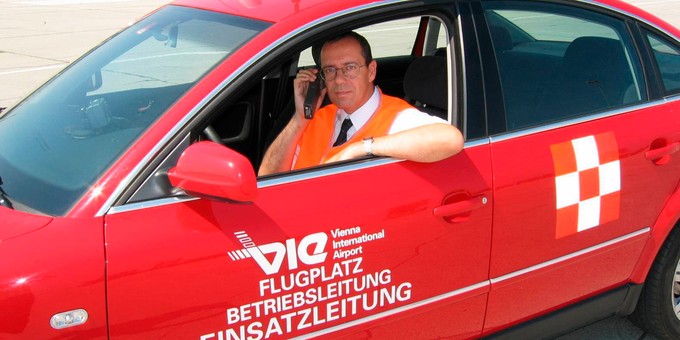 Gerhard Gruber als Betriebsleiter am Flughafen Wien.