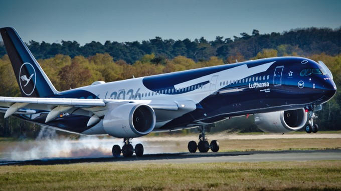 ... dort landete. Der Jubiläumsflug ...