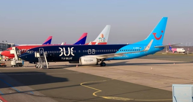 Flugzeuge auf dem Vorfeld von Paderborn-Lippstadt: Der Airport erwartet 5ß zusätzliche Flüge.